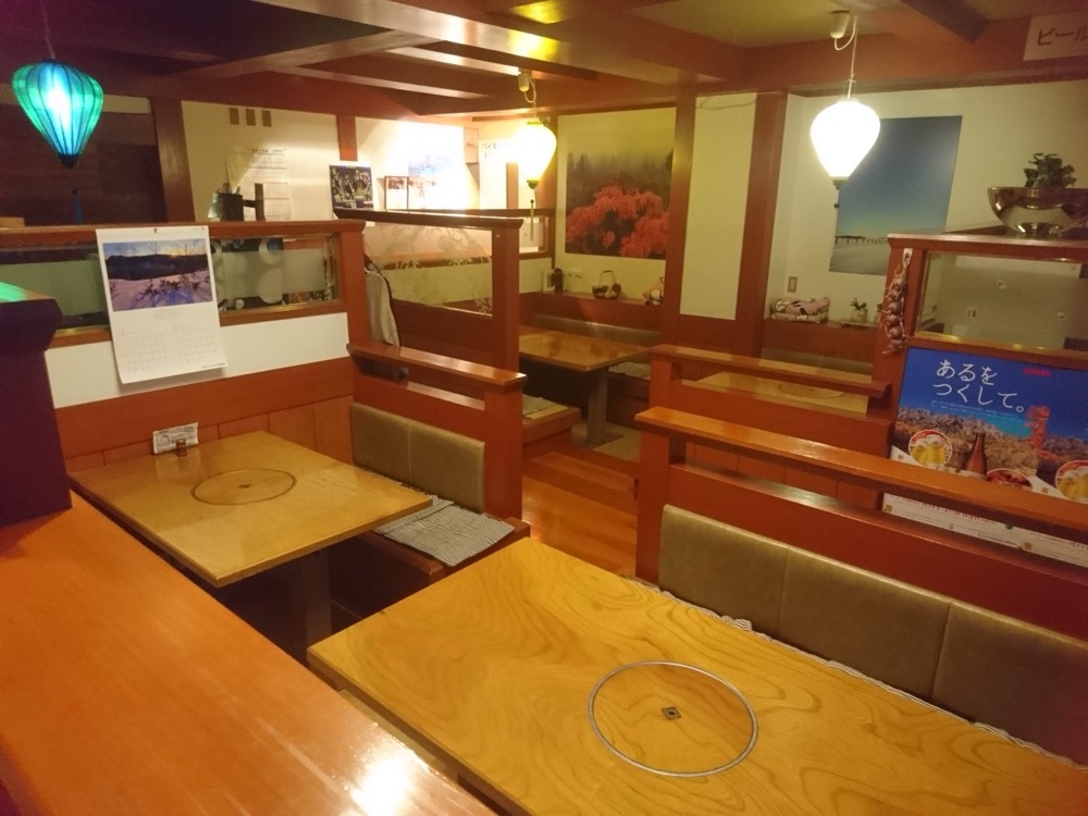 店内座敷